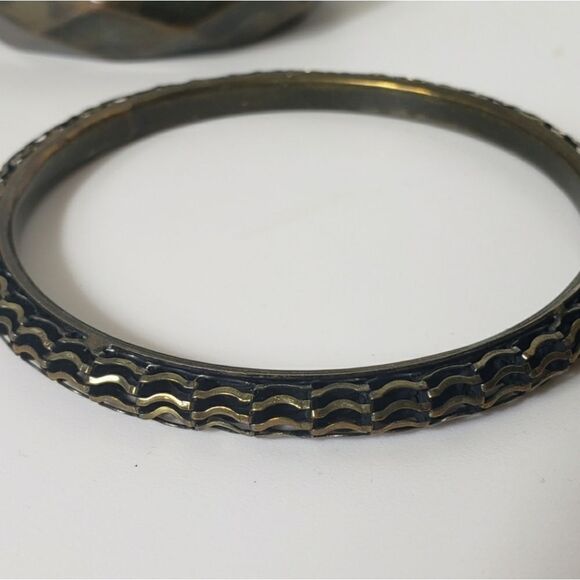 LOT OF 3 Metal Bronze Bangle Bracelets Unique Variety - Picture 3 of 7